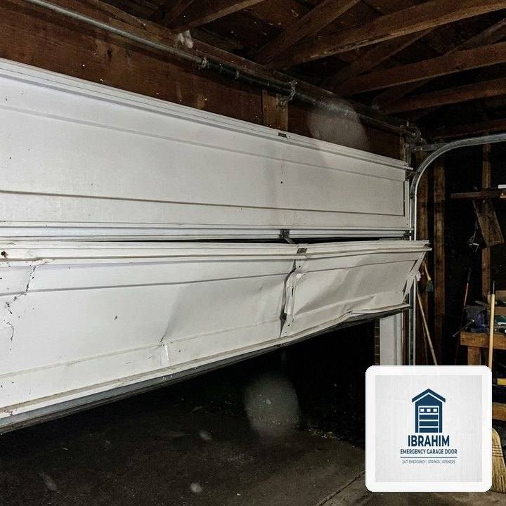 Ibrahim Emergency Garage Door Dispatch in Haltom City (North Richland Hills Area): Heavy-Duty EPDM Perimeter & Bottom Seal Weatherproofing - Haltom City, TX
